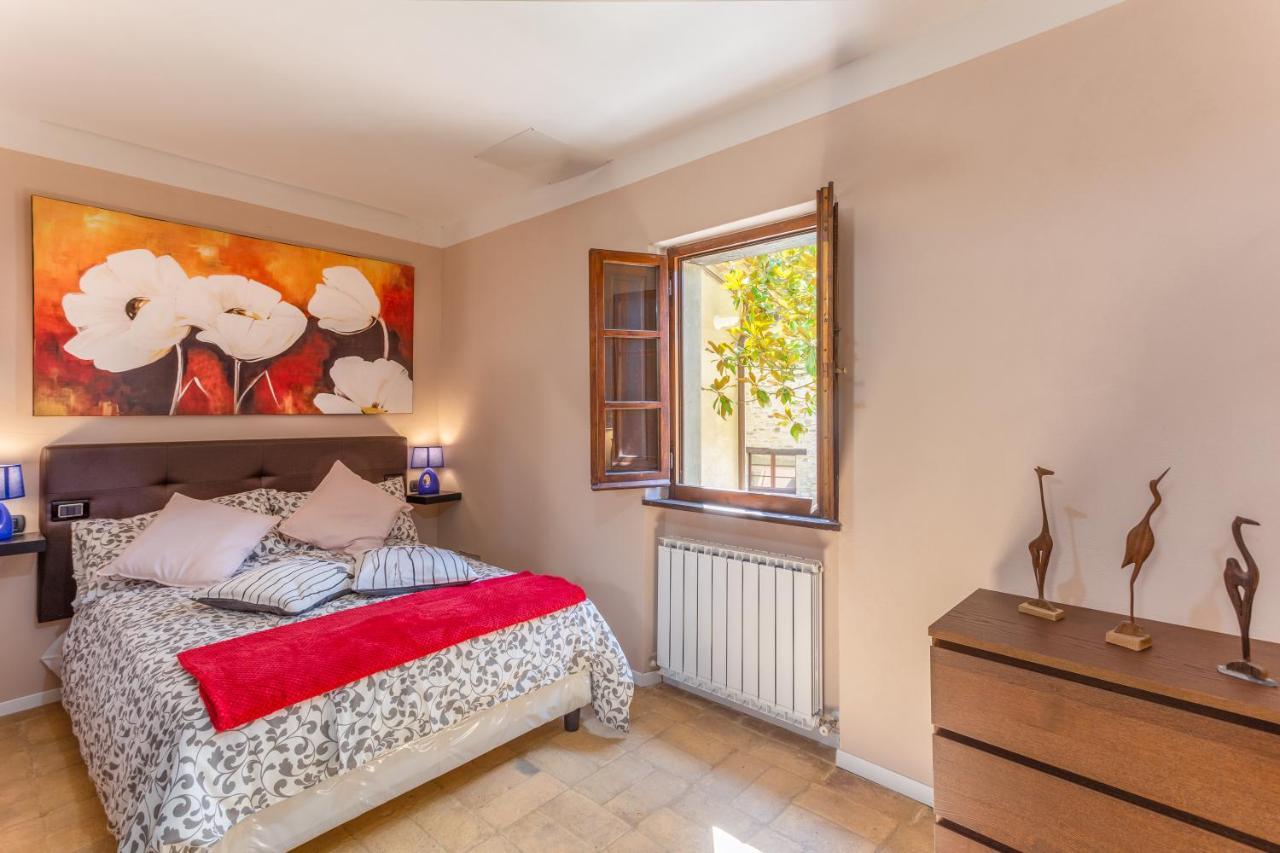 Gh Borgo Pulciano Agriturismo Монтоне Экстерьер фото