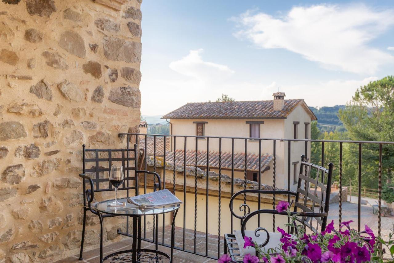 Gh Borgo Pulciano Agriturismo Монтоне Экстерьер фото