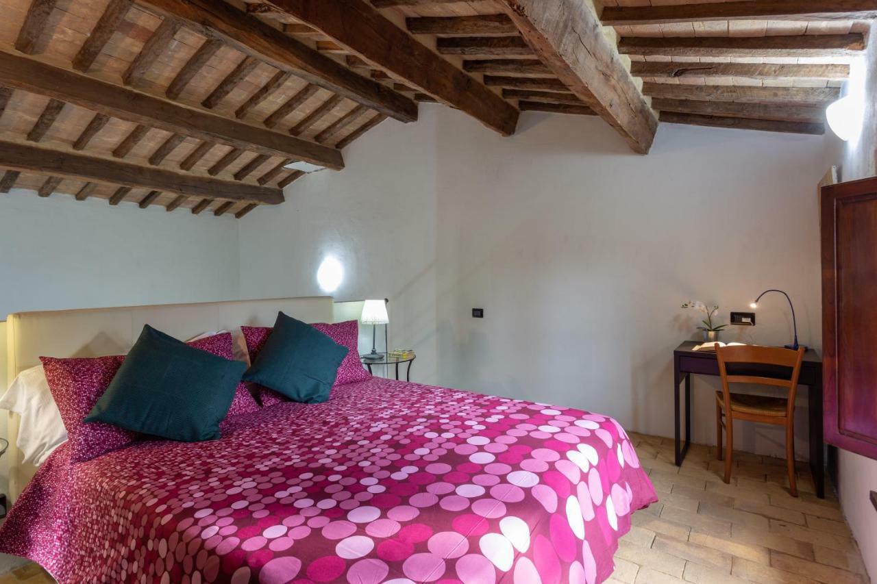 Gh Borgo Pulciano Agriturismo Монтоне Экстерьер фото